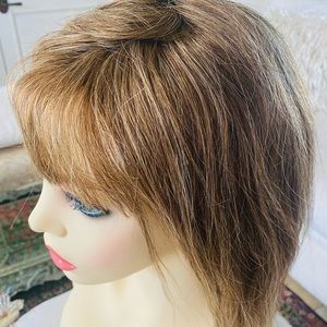 Dark Blonde Short Hair Wig with high lights by Wigsbuy
